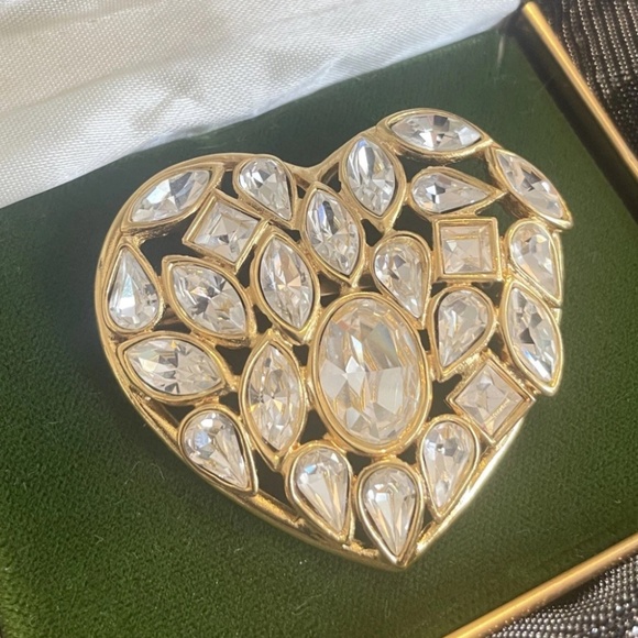 Yves Saint Laurent Vintage Heart Shaped Brooch, Clear Stones, Original Box! - Picture 1 of 5